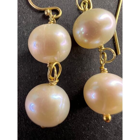 Cultured pearl dangle earrings in YG over sterling silver - Picture 11 of 11